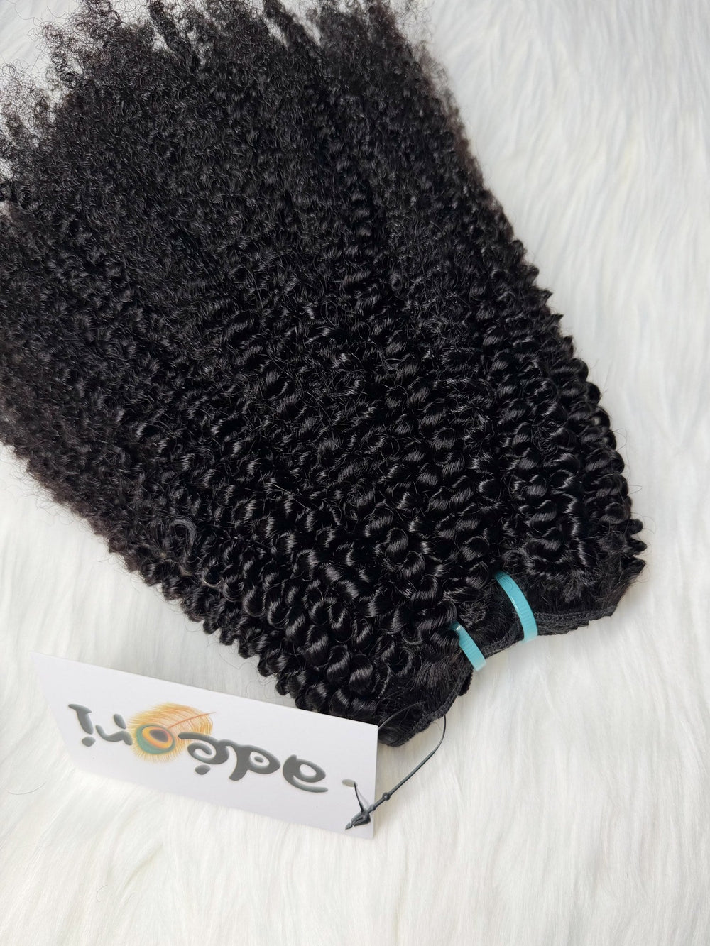 Ayaba - Afro Kinky, 4B weft, close detail with machine track