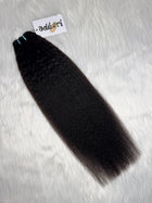 Dídán - Kinky Straight Blowout weft, close detail with machine track