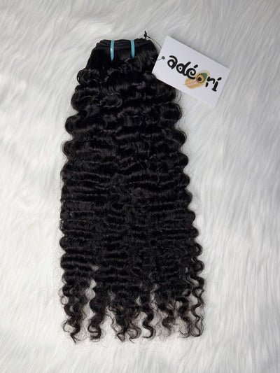 Ìtura - Loose Curly, 3A–3B flat lay