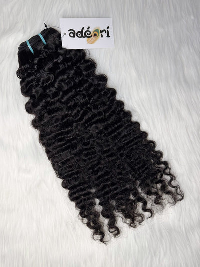 Ìtura - Loose Curly, 3A–3B styled