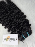 Ìtura - Loose Curly, 3A–3B weft, close detail with machine track